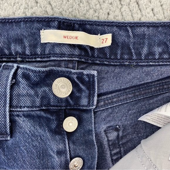 Levi's Premium Women Wedgie Icon Raw Hem Black & Blue Button Fly Jeans  Size: 27 - Picture 11 of 15